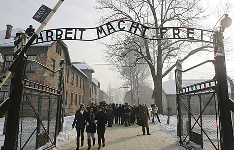 auschwitz_9.jpg